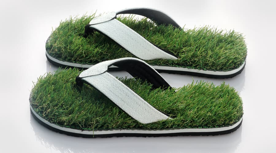 Sustainable footwear - Flip Flops with grass in